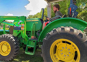 Bell County Lanscaping Tractor Driving